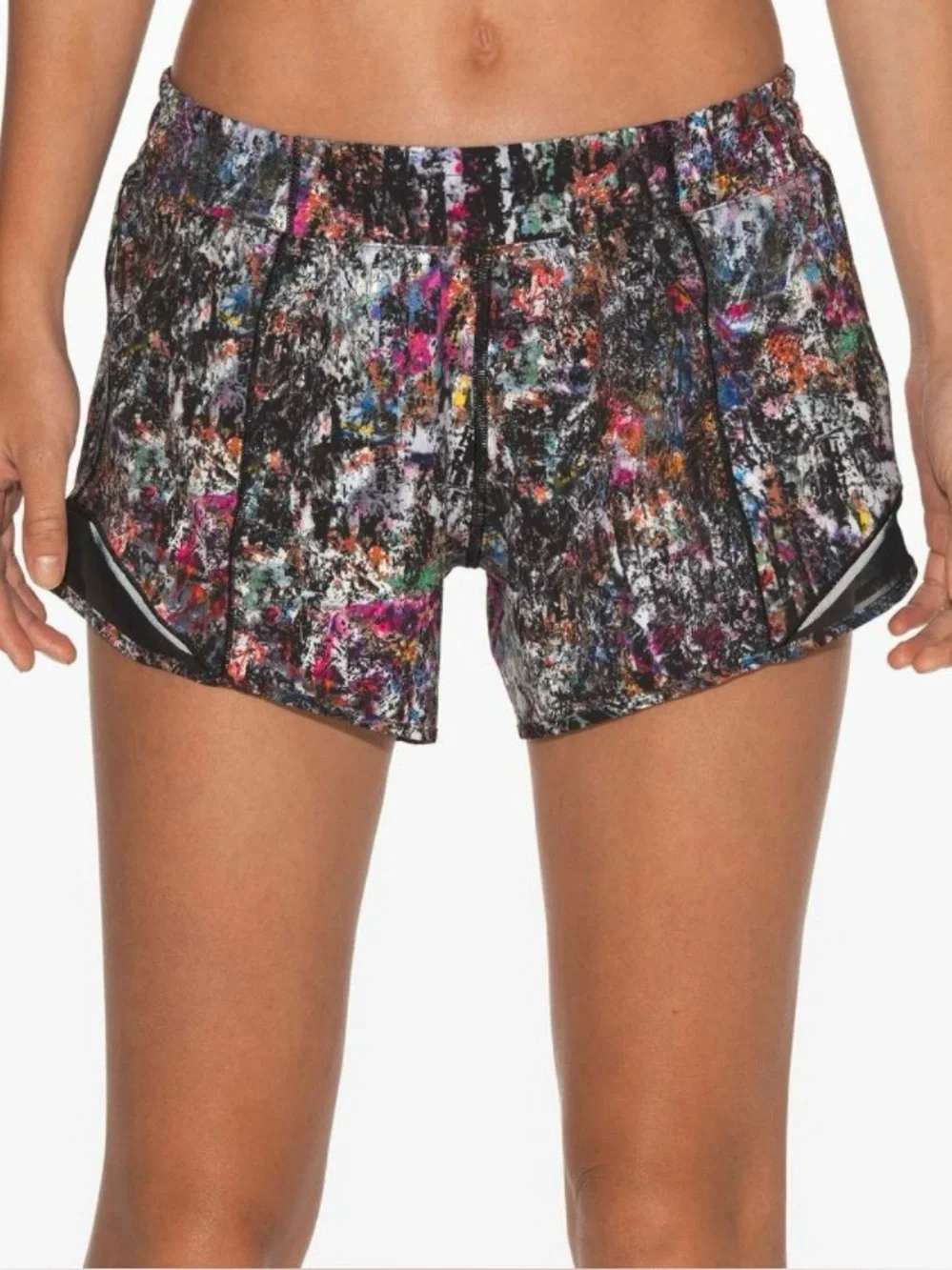 Lululemon Hotty Hot Short ll *Long *4”